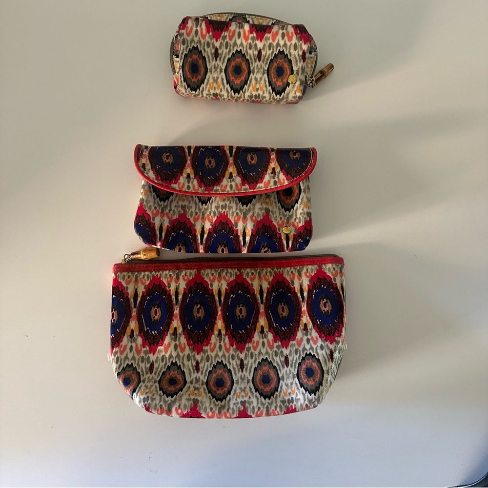 Stephanie Johnson Stylish Ikat Print Women's Bag Set